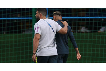 ネイマール、W杯第2戦は大丈夫か…足首痛めて練習を去る 画像