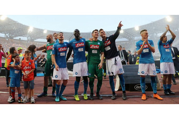 ナポリ、サッカークラブで世界初「Amazonストア」をオープン！買おうぜ 画像