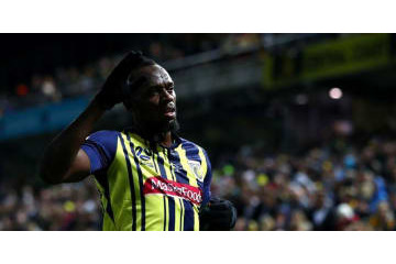 ボルトはサッカー選手として何が足りないか？監督がズバリ指摘 画像