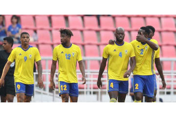 オーバメヤング父、息子がいるガボンの代表監督に！太くなった英雄と共同で 画像