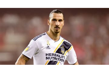 イブラヒモビッチ、来年“バルセロナ”でプレーも！？ただし… 画像