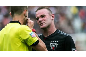 男前ルーニー、「特別待遇」を自ら拒否！ファーストクラスも断る 画像