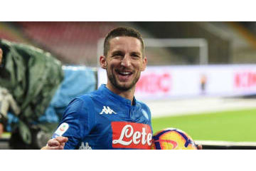 「中国のみ有効」の条項を持つメルテンス、来年の移籍はあるのか？ 画像