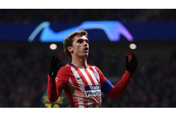 アンリ監督も脱帽だ…モナコを撃破、グリーズマン話題のシュートはどんな形？ 画像