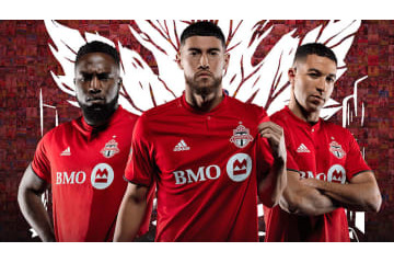 遠藤翼のトロントFC、2019新ユニフォームを発表！裾には「メイプルの葉」 画像