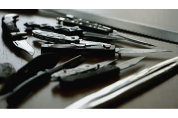 衝撃の「試合中に刃物で相手選手を切った」選手、永久追放に 画像