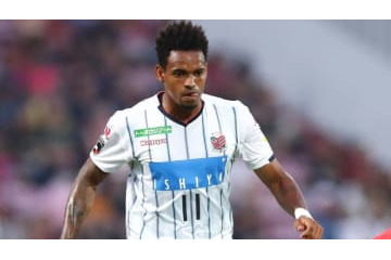 札幌アンデルソン・ロペスの「まさかの落下」、BBCでも伝えられる 画像