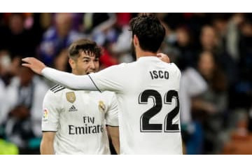 なんて奇跡！ボールボーイだった少年、8年後にイスコとピッチ上で再会 画像