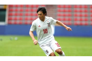 中島翔哉、カタールのキッズにも人気！セルフィー頼まれまくり 画像