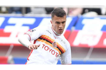 名古屋MFシミッチ、ボール奪取からの「楔パス」が意味不明だった 画像