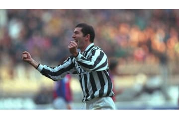 バルセロナがガチで行って振られた9名のスター、そしてその代役 画像