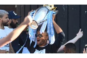 シティの「トロフィー破壊」事件、バラシ動画が話題！デ・ブライネが超楽しそう 画像