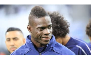 バロテッリがやった！今季ラストゲームでの「一発レッド退場」がこれ 画像