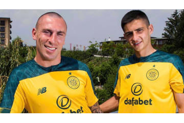 セルティック、「チェック柄」の2019-20新アウェイユニフォームを発表！ 画像