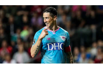 F・トーレス、スペインがちょっとザワついた「野球スキル」がこれ 画像