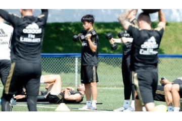 久保建英、ジダン監督が誉める！「レアルの重要な選手になる」 画像