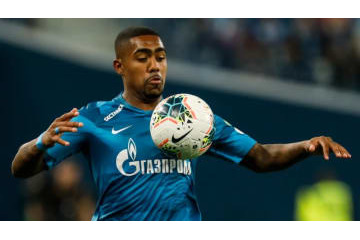 ゼニト移籍のマウコン、主審にボールをぶち当てる！「衝撃シーン」がこれ 画像