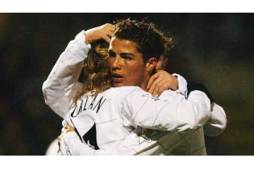 フォルラン、ロナウドをちくり！「自己中でナルシストだった」 画像