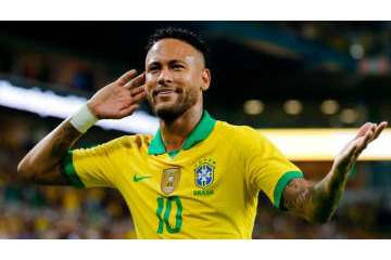 ネイマール、ブラジル代表でゴール！役者が違う「復帰即ゴール」がこれ 画像