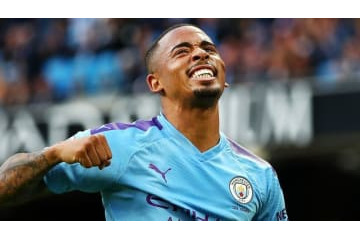 G・ジェズスの「新婚約者」かなりキュートでセクシーだった 画像