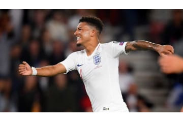 19歳サンチョ、亡き祖母に捧げた特別な「イングランド代表初ゴール」がこれ 画像