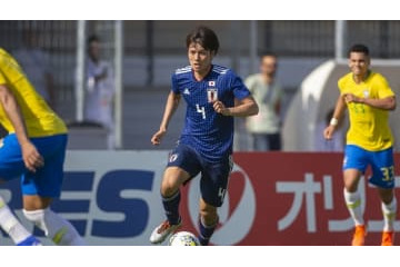 田中碧、王国ブラジルを“粉砕”した超絶「バナナシュート」がこれ 画像