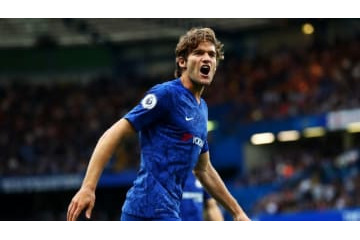 チェルシーの「合体FK練習」が最高だ！こんなの見たことある？ 画像