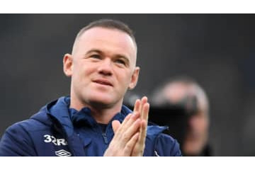 34歳新人ルーニー、初試合でやっちまった「赤っ恥シーン」がこれ 画像