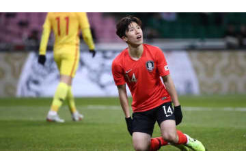 日本代表と戦う韓国、監督がブチ切れた「大失敗ミス」がこれ 画像