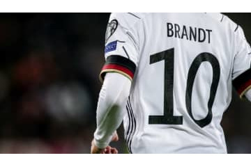 世界の代表チーム、いまの「背番号10」は誰？調べてみた（2019年11月） 画像