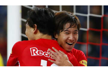 奥川雅也、今季5ゴール目！極東アジア3選手の「華麗なるアタック」がこれ 画像