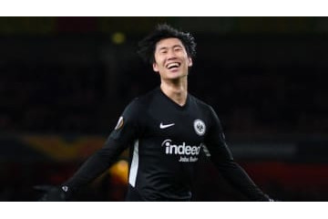 アーセナルに2ゴールの鎌田大地、決勝点の「地を這う精密ミドル」がこれ 画像