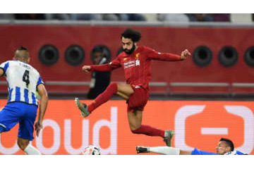 リヴァプールFWサラー、一瞬で相手を置き去りにする「狡猾ダミー」がこれ 画像