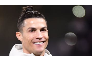 ロナウド、古巣レアルに“初帰還”！クラシコを秘かに見に来た「証拠」がこれ 画像