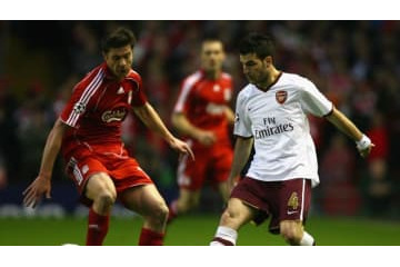 セスク衝撃暴露！「アーセナルは移籍を熱望していたX・アロンソを振った」 画像