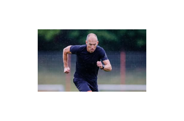 ロッベン、現役復帰！？バイエルンでの“秘密練習”がバレる