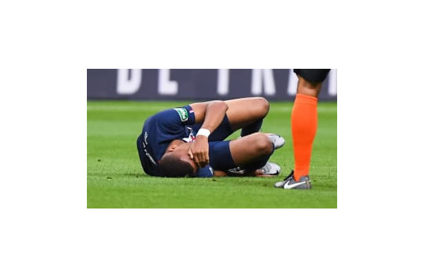 足首負傷のエムバペ、CLには出場可能か　元代表ドクターが証言