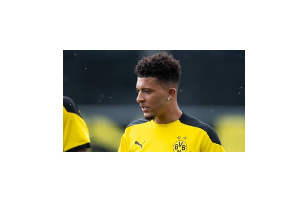 サンチョ、ユナイテッドで失敗したあの選手のマネをやる