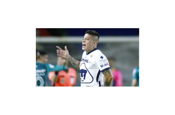 元「ローマの天才」イトゥルベ、交代にブチギレ！ベンチでのキックがこれ