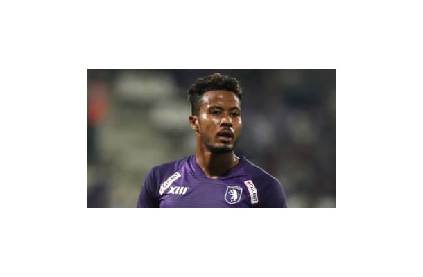 鈴木武蔵、ベルギーで2試合連続ゴール！「高難度ヘッド」がこれ（動画あり）