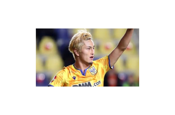 鈴木優磨、ベルギーで3ゴール目！無慈悲に相手のヘマを罰する(動画あり)