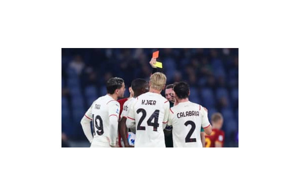 モウリーニョが怒ったミラン戦の主審、問題PKで職務停止に