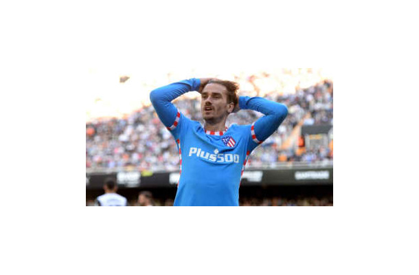 「バルサに復帰してくれ！」 グリーズマンの浮き上がる超ミサイル弾がこれ