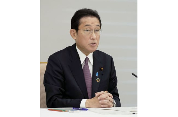 交通安全に関する関係閣僚会議であいさつする岸田首相＝24日午前、首相官邸