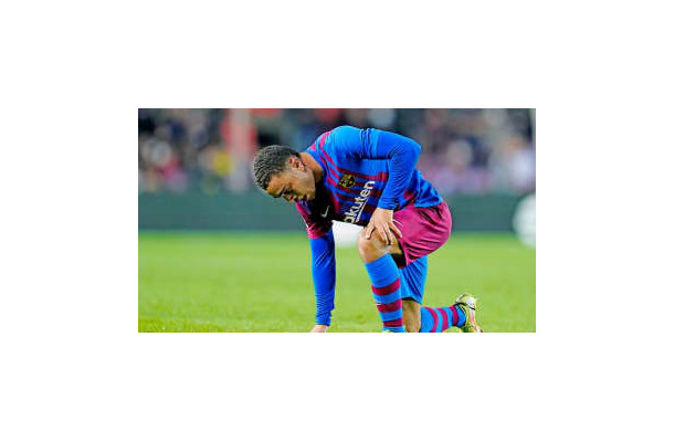 チェルシー、1月にバルセロナから選手獲得を狙う