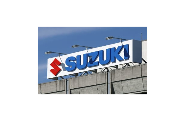 スズキ本社にあるロゴマーク＝浜松市