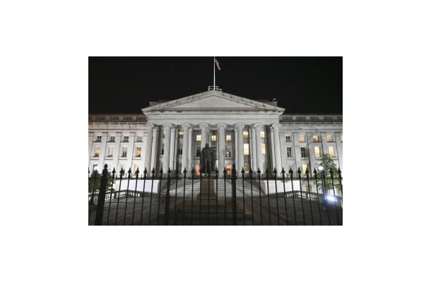 米首都ワシントンにある財務省の建物＝2021年9月（共同）