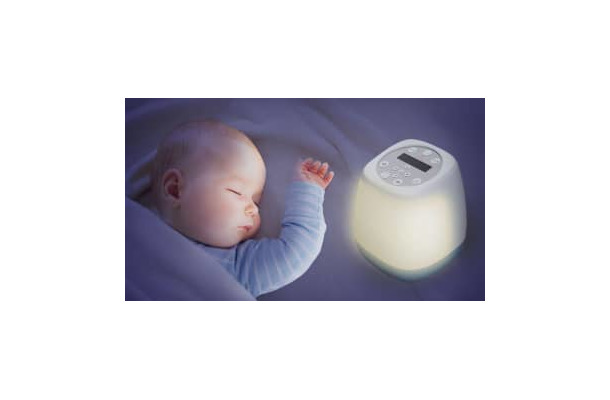 赤ちゃんの規則正しい生活習慣づくりに役立つ機器の使用イメージ（ファーストアセント提供）