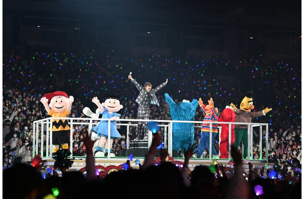 「Nissy Entertainment 4th LIVE ～DOME TOUR～at TOKYO DOME 2023.2.17」モデルプレス独占カット（C）TM ＆ （C）2023 Sesame Workshop、（C）2023 Peanuts Worldwide LLC、（C）TM ＆ （C） Universal Studios. All rights reserved