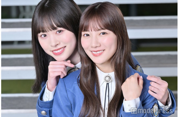 モデルプレスのインタビューに応じた日向坂46河田陽菜、高橋未来虹（C）モデルプレス